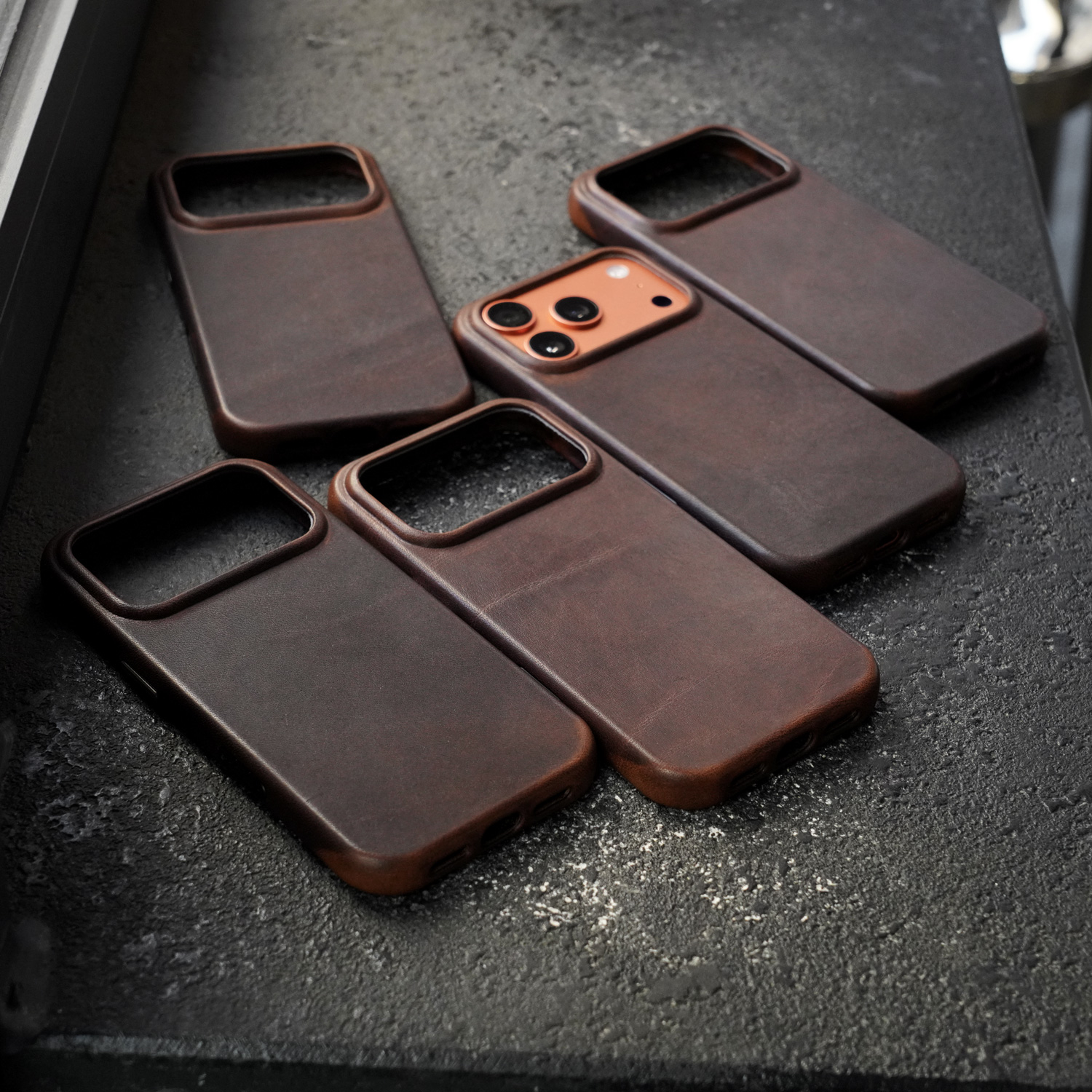 YMW Horween Dublin Genuine Lea - Phone Cases Dublin ulasan dan harga